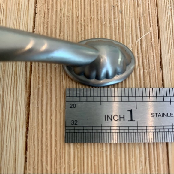 2 Drawer Pulls Dual Mount Shell Pull Satin Nickel Flower Curve Arch Bow Cabinets - Picture 12 of 14